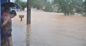 Veja imagens da enchente desta sexta-feira em Ji-Paran 